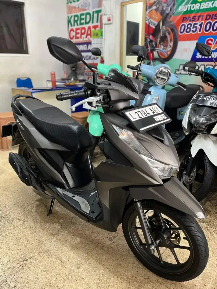 HONDA BEAT DELUXE 2023 SAS MOTOR JL. BARATAJAYA 19 NO 5