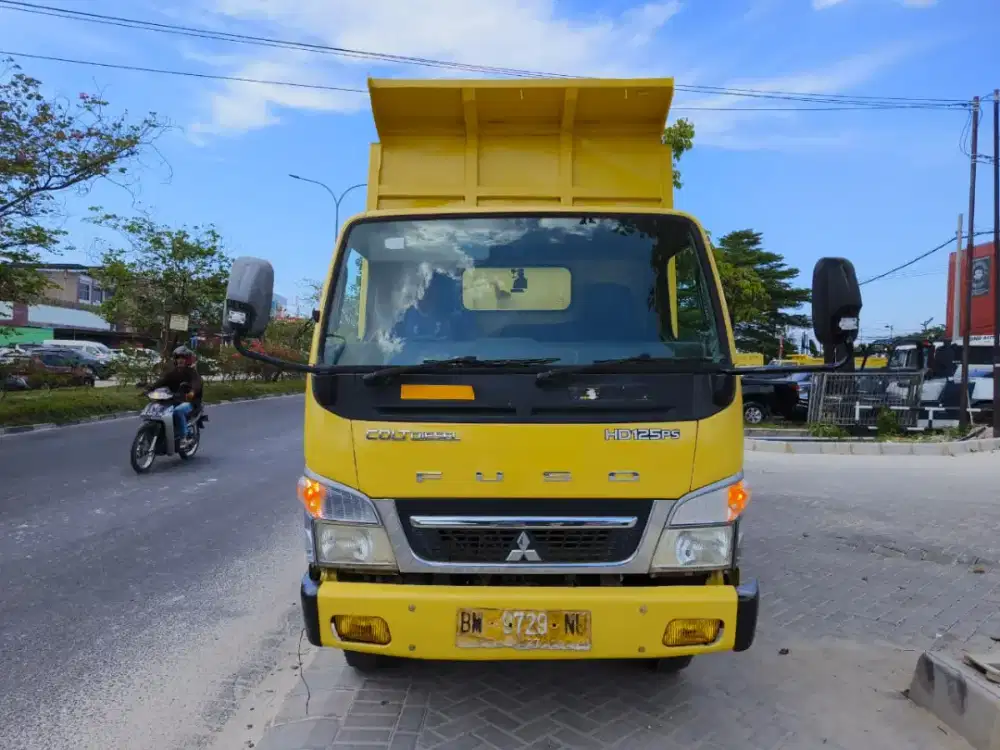 Dump Truck Mitsubishi Colt