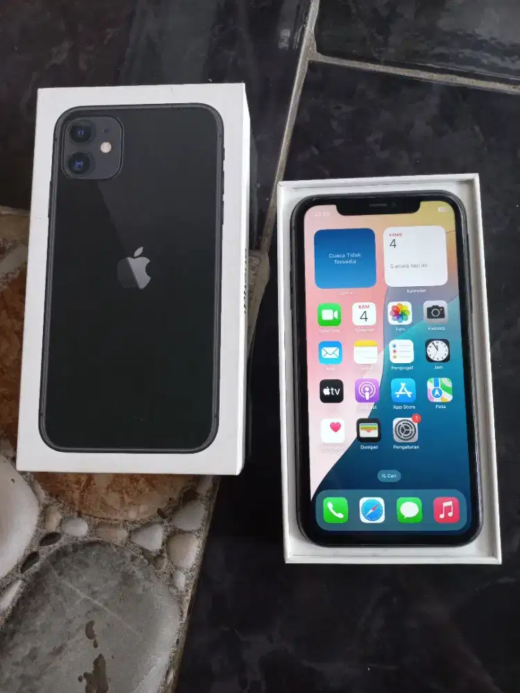 IPHONE 11 (64 GB) RESMI IBOX FULLSET ORIGINAL
