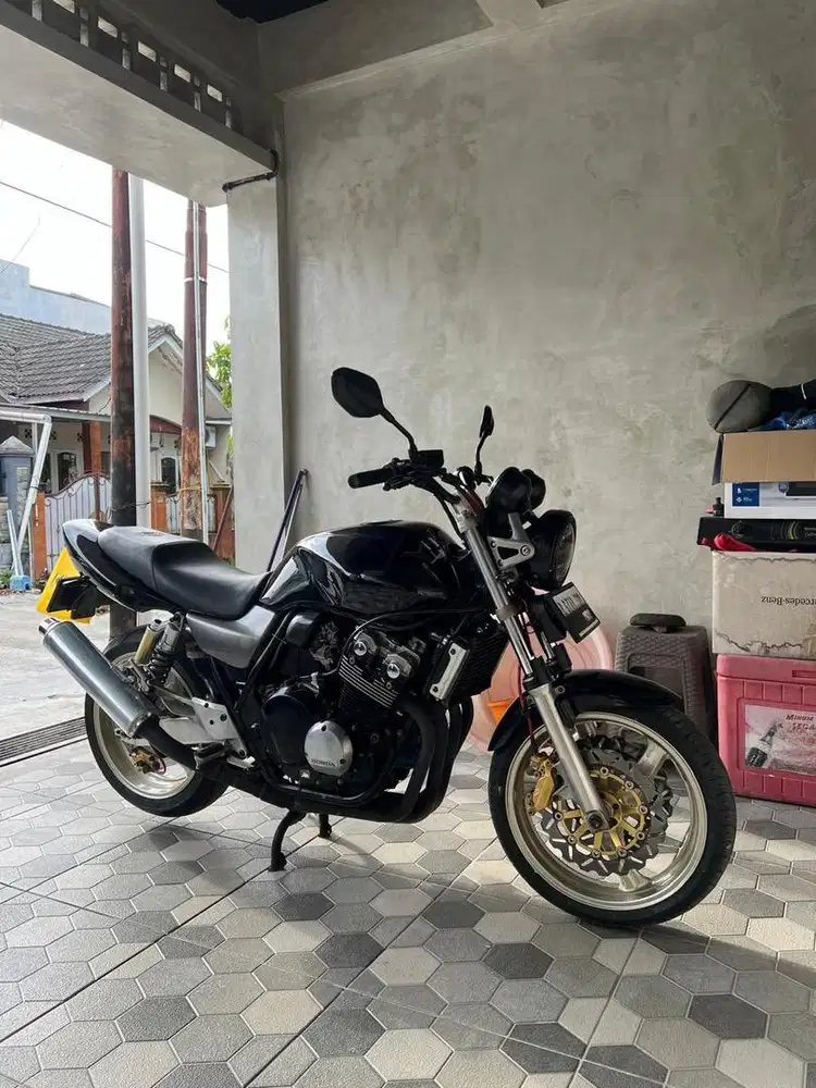 Jual cepat Honda CB400 vtec 2 BU