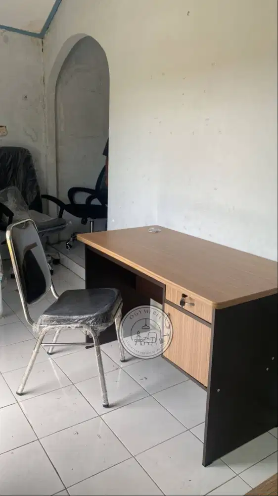 PROMO SET MEJA KANTOR MERK ACTIV DAN KURSI TUMPUK SALE