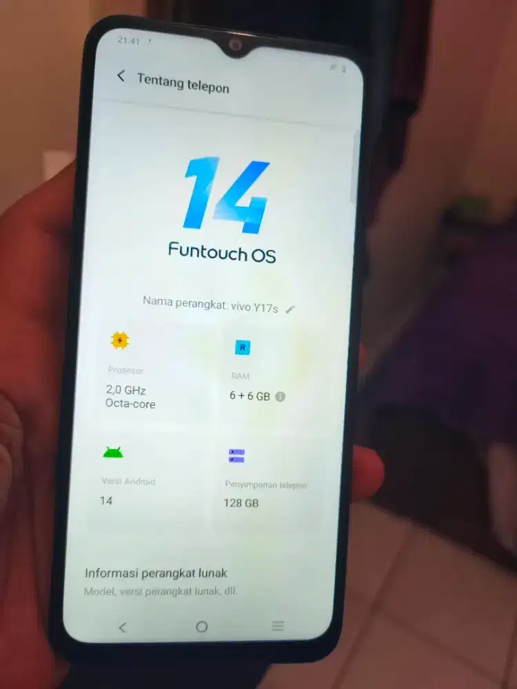 Vivo y17s,Ram 6+6/128 GB,minus pemakaian