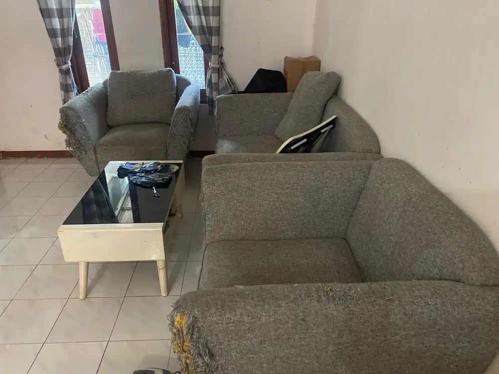 Sofa Ruang Tamu Bekas Apa Adanya