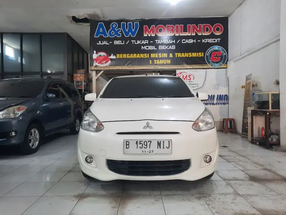 MOBIL MURAH MITSUBISHI MIRAGE 1.2 EXCEED MATIC 2012 PUTIH
