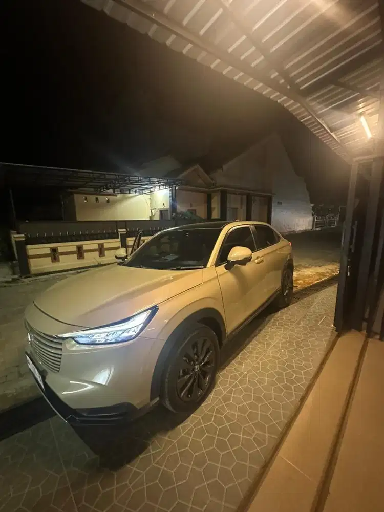 Jual mobil Honda HRV 2023