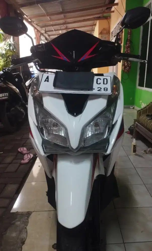 Vario 125cc KZR