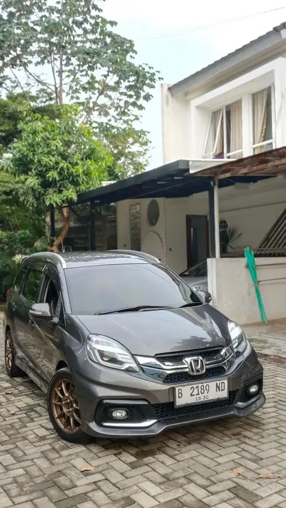 Honda Mobilio RS AT 2015