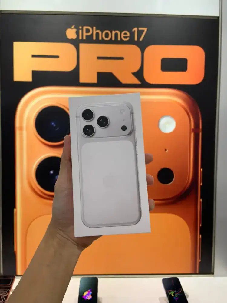 STOK TERBATAS IPHONE 17 PRO 256GB SILVER | PROMO CICILAN 0%