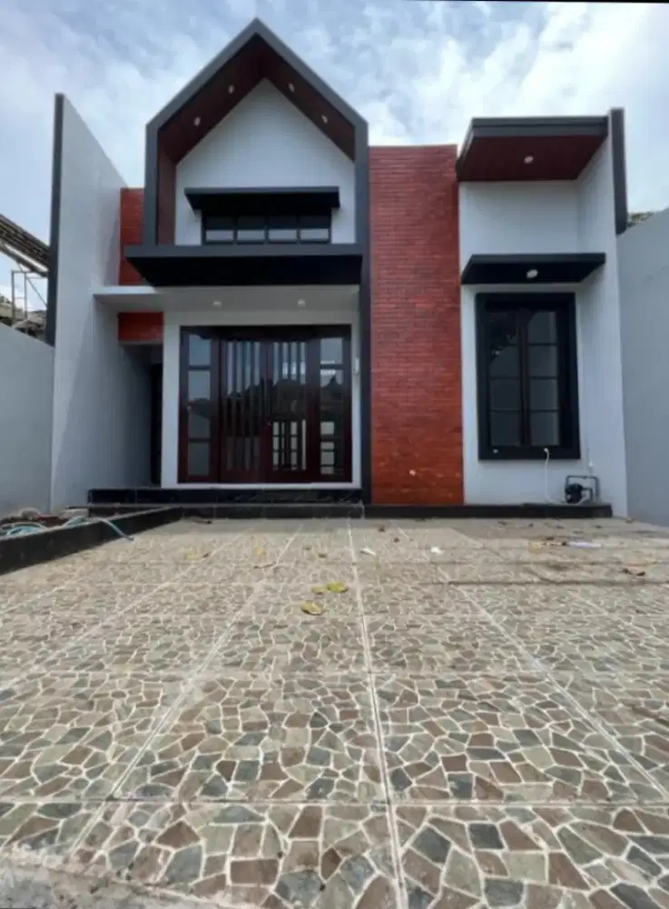 Rumah modern view gunung Ungaran di dataran tinggi dekat RS hermina