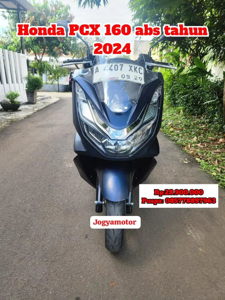 (B) honda PCX abs tahun 2024