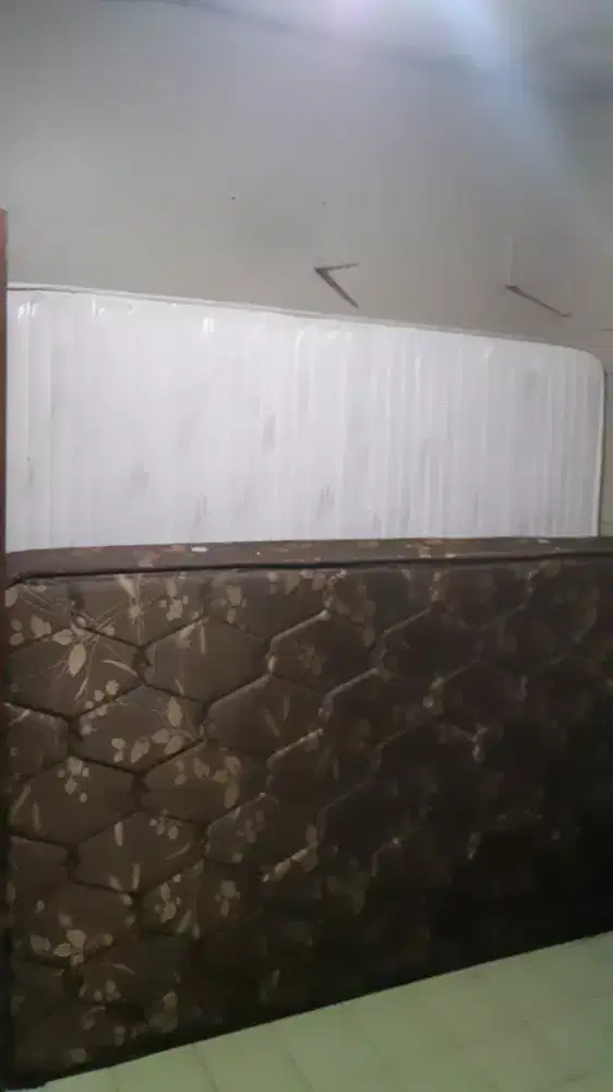 Kasur Spring Bed 120 x 200 ,Merk Guhdo