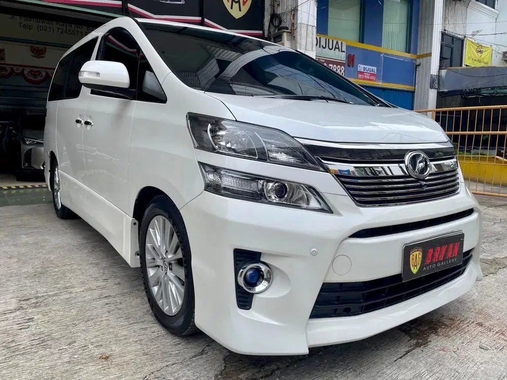 TDP20JT TOYOTA VELLFIRE ZG PREMIUM SOUND 2014 GOOD CONDITION