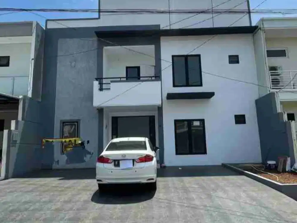 Rumah mewah dua lantai Dago Lippo Cikarang