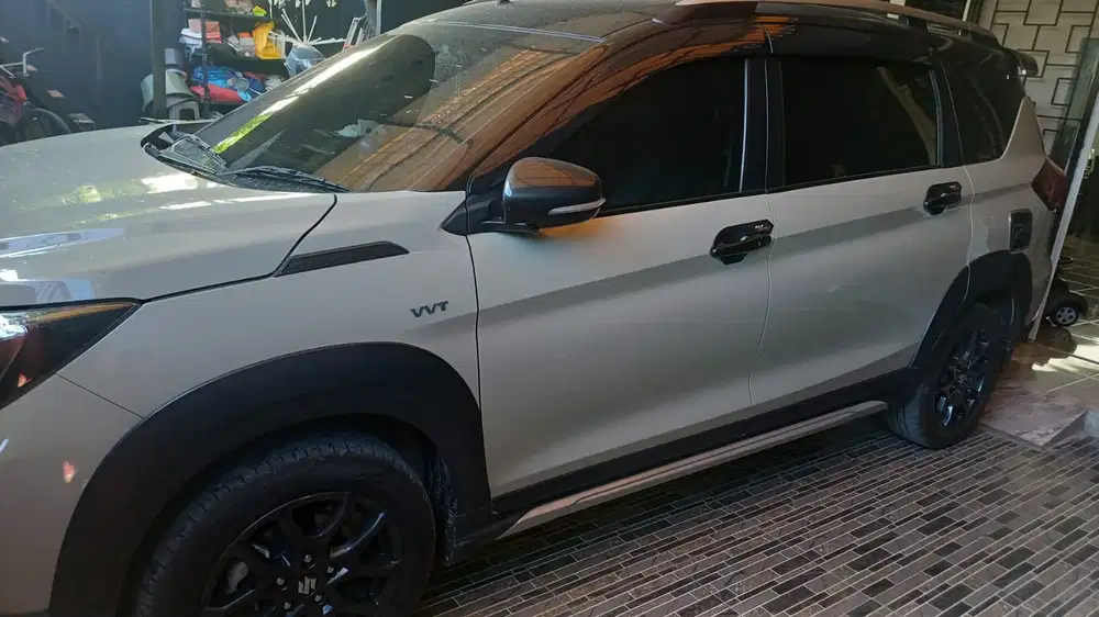 Suzuki XL7 2023 Bensin