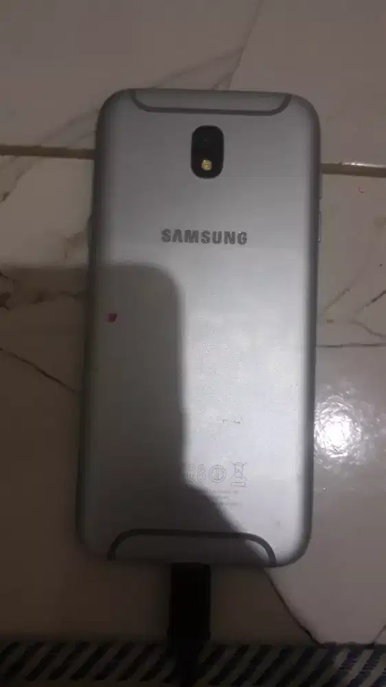 Jual samsung J5 pro mulus