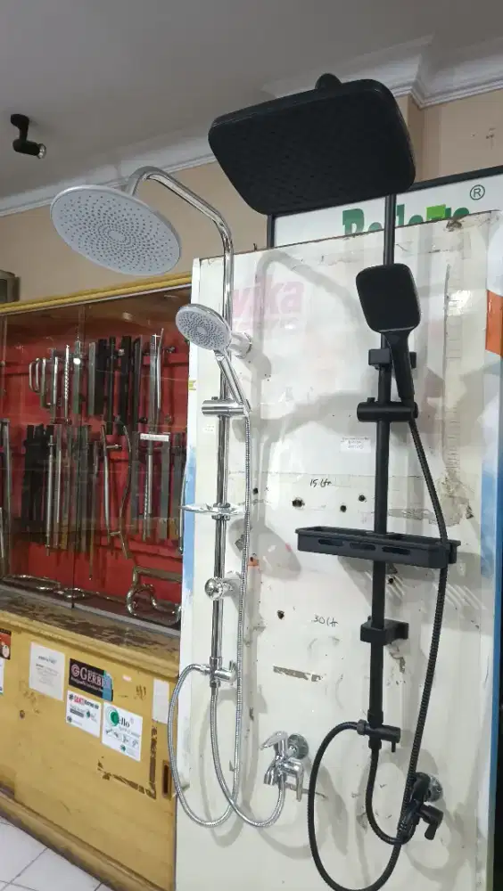 Dicari karyawati toko