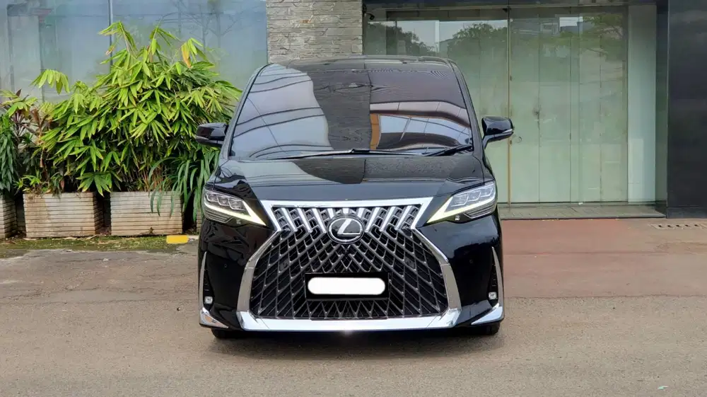 Lexus lm350 executive vip 4 seater 2020 hitam pajak panjang