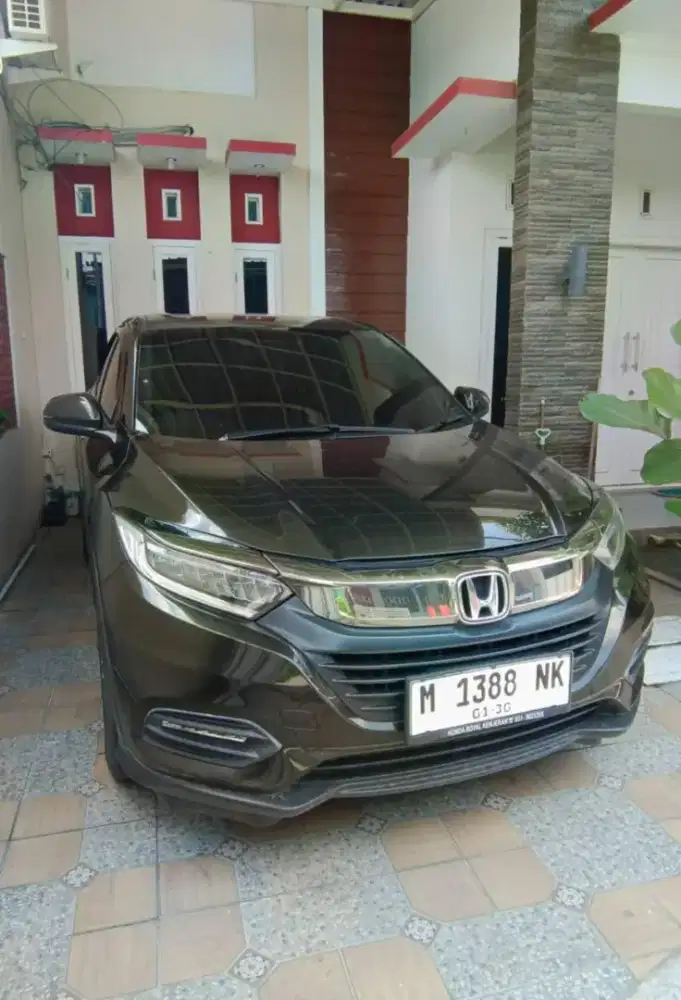 HRV SE 2020 nik 2019 Black Olive