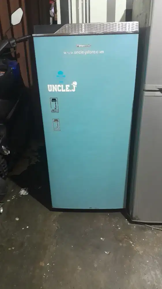 Kulkas panasonic