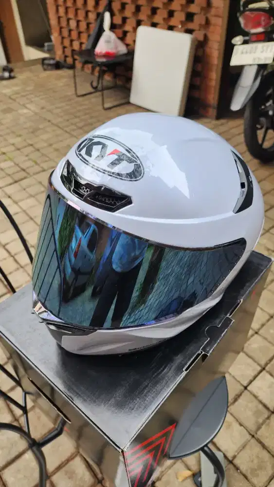 Preloved KYT TT-Revo XL Stellar Diamond