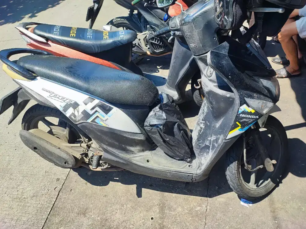 Jual Motor seken honda beat pop. Mesin gahar.