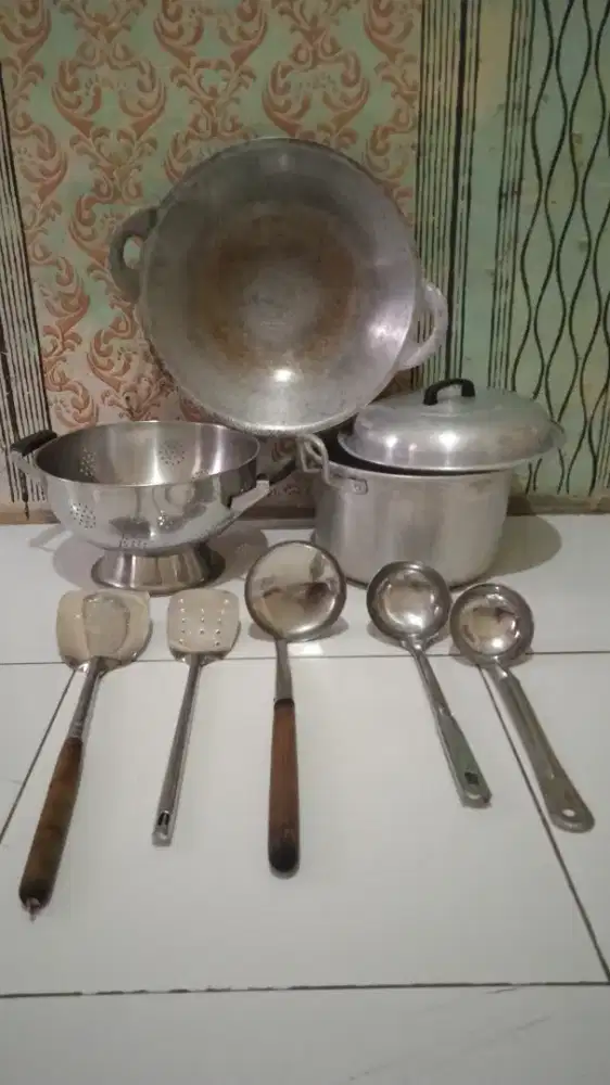1 set perlengkapan masak