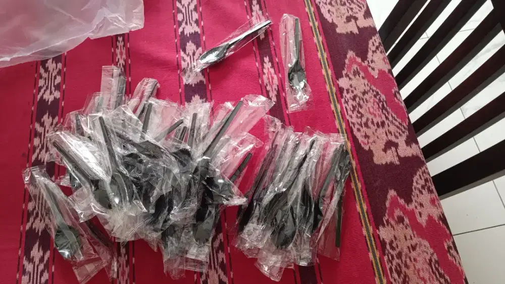 Dijual sendok garpu (SEGEL) [dibaca description nya]