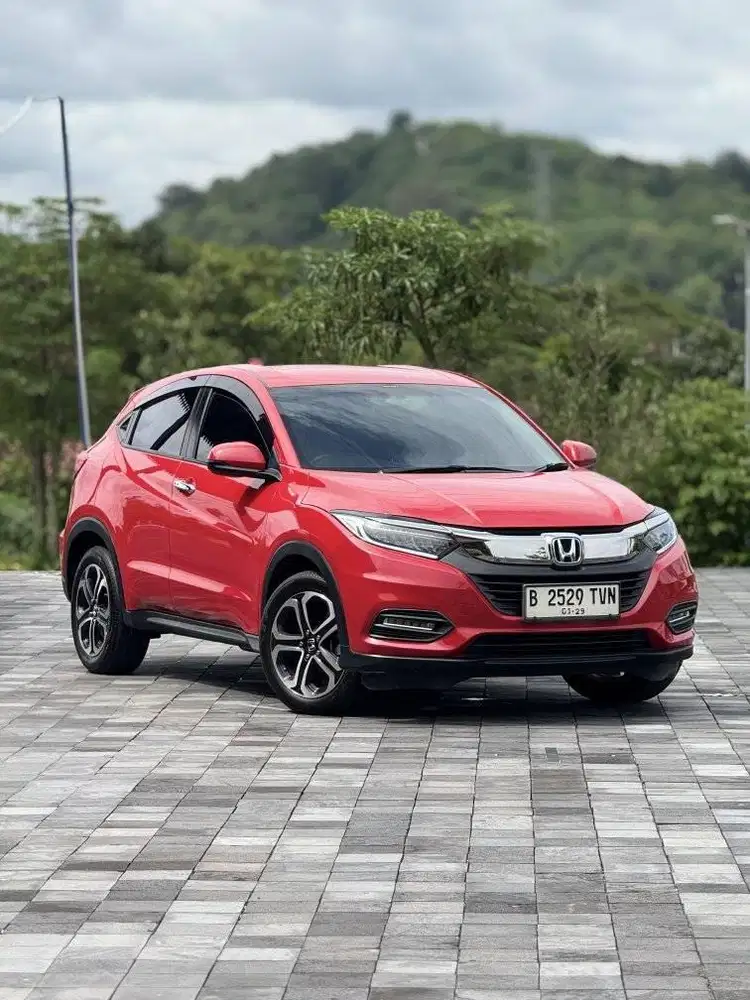 (DP 25JUTA) H-RV SE 2018 MATIC