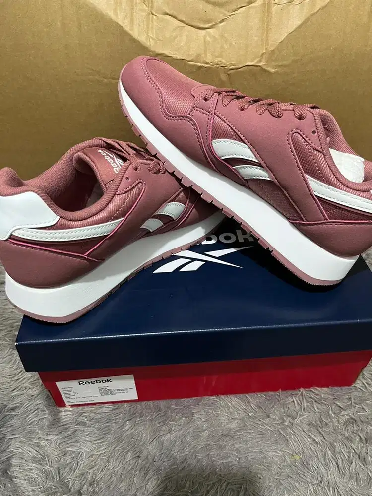 For sell sepatu Reebok