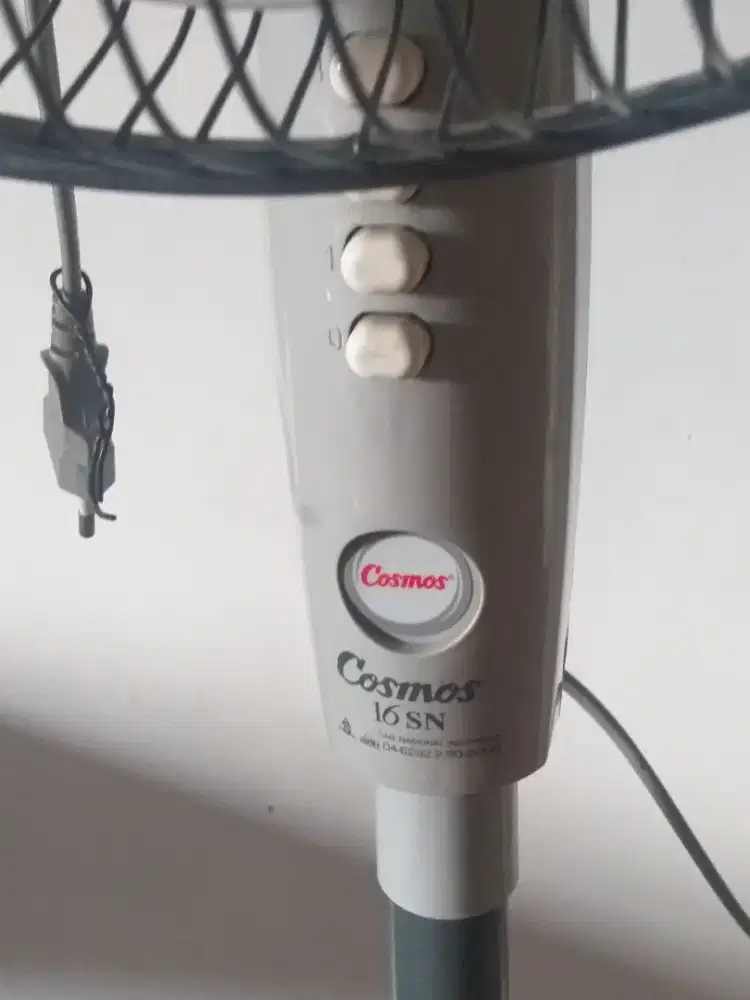 Dijual kipas angin merek kosmos 16 in, harga nego