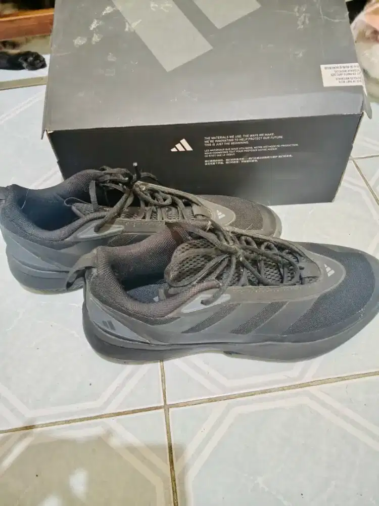 Dijual Adidas Subzone