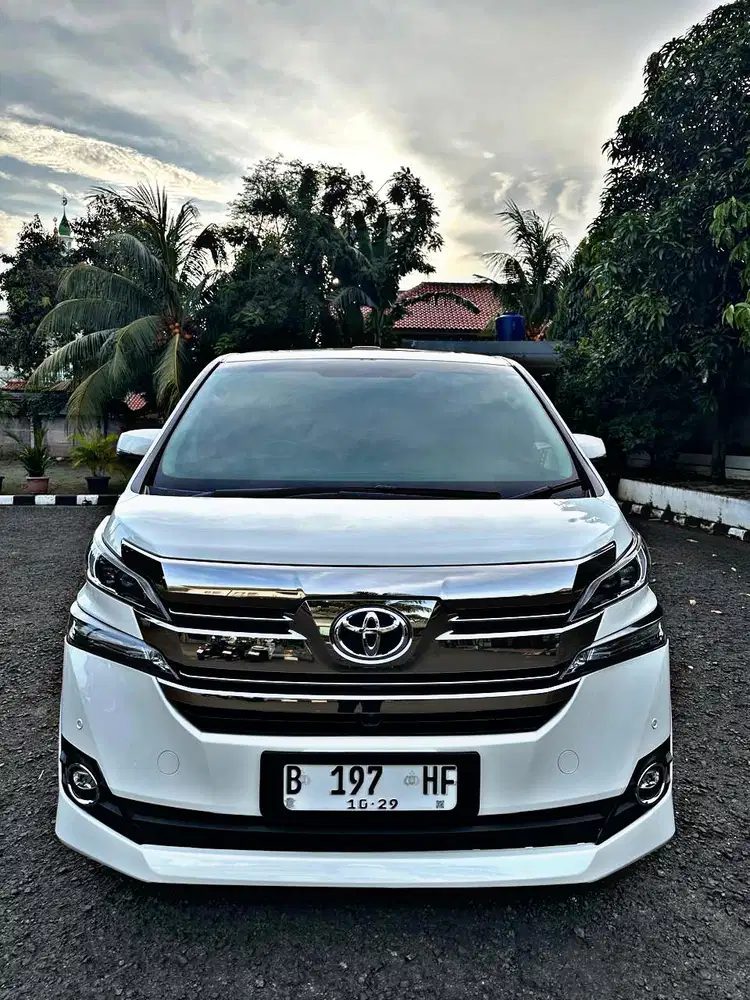 Toyota Vellfire 2015 Bensin