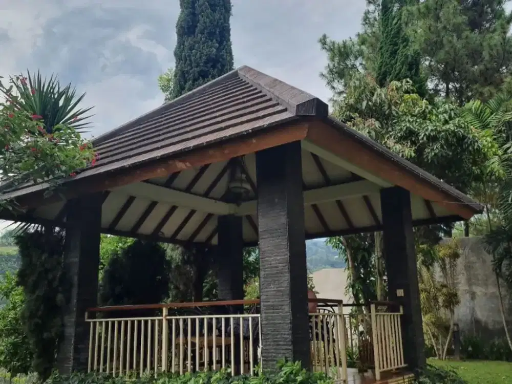 Rumah Villa Area Sejuk Bandung Utara Komplek Elite Dago Resort Bandung