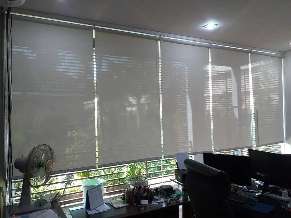 Pembuat Gorden & Blind Vertikal/Vertical Roll/Roller Gordyn Hordeng