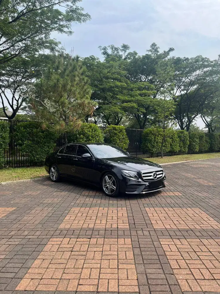 Mercedes Benz E350 EQ Boost AMG 2020