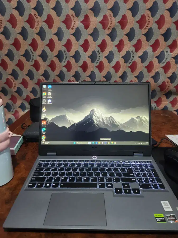 LENOVO LOQ15 RTX 4050 RYZEN 7