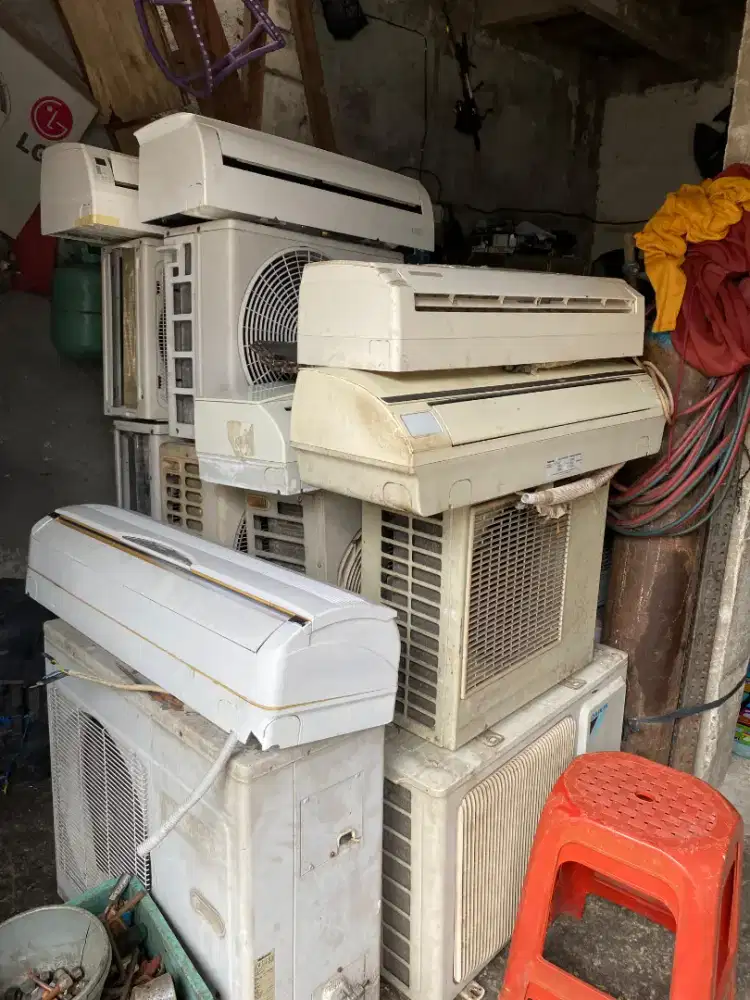 Terima ac bekas mati dan rusak