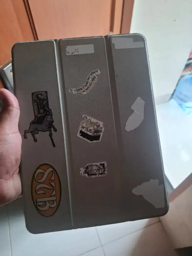 Dijual I pad 9 cocok untuk mahasiswa baru atau di pake kerja juga bisa