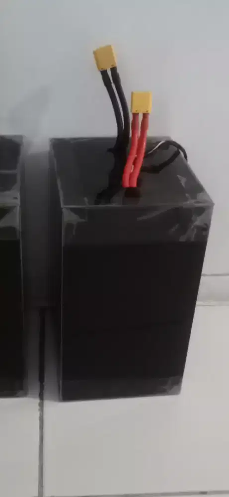 Baterai 12v 100ah lifepo4