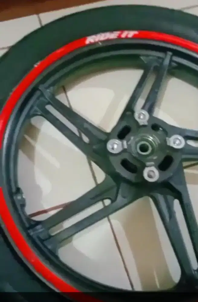 Dijual velk, barangkali ada yg minat