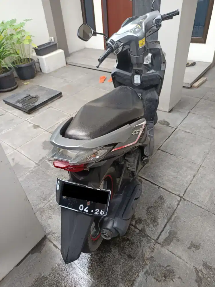 Honda Vario CBS 110 th 2010 karbu