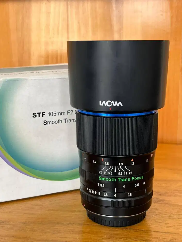 Laowa 105mm F2 For Canon Smooth Trans Focus