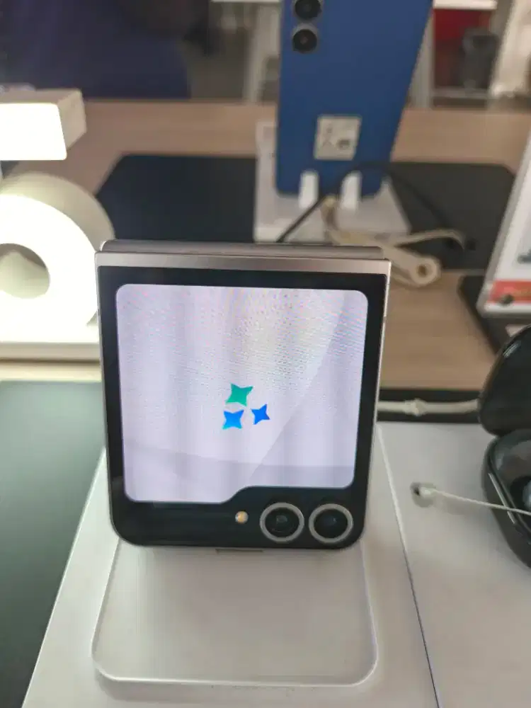 CREDIT BUNGA 0% SAMSUNG GALAXY S FLIP7 RAM 12/512