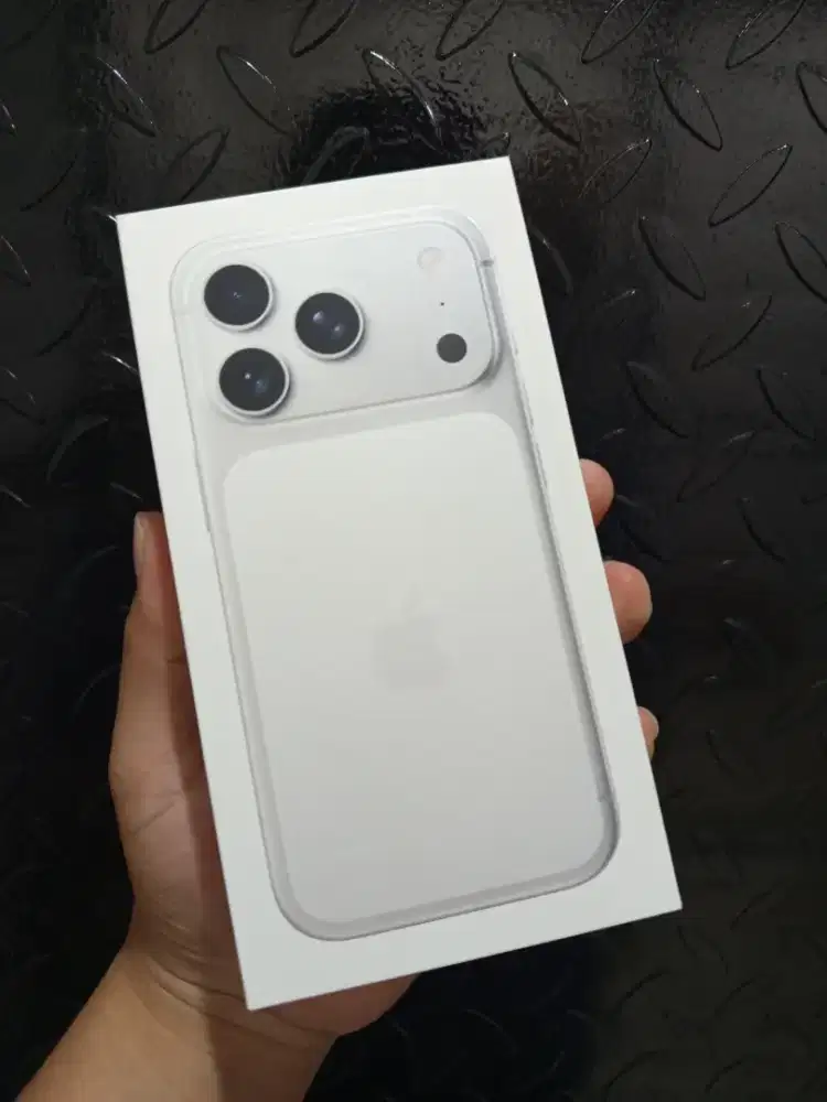 IPHONE 17 PRO 256 SILVER GARANSI iBox