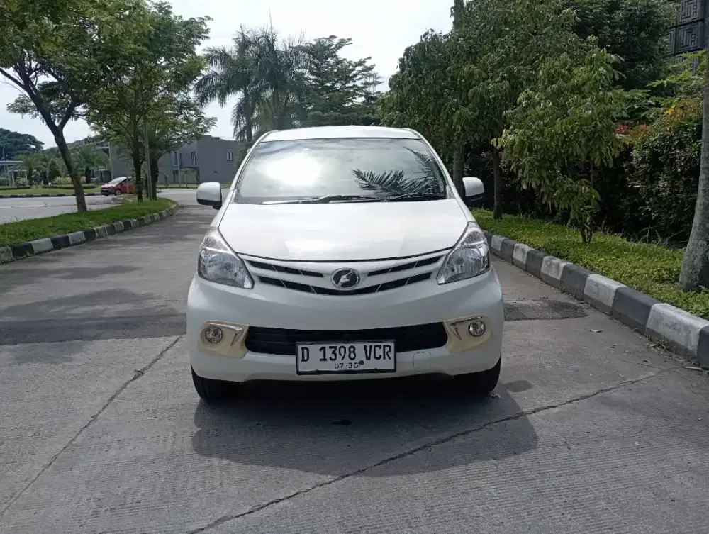 MISUBISHI XENIA M 1.000 manual