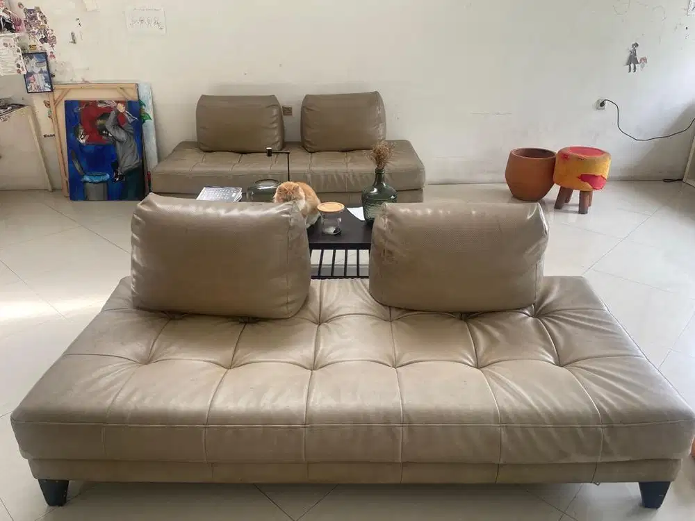 dijual sofa bekas 2 buah