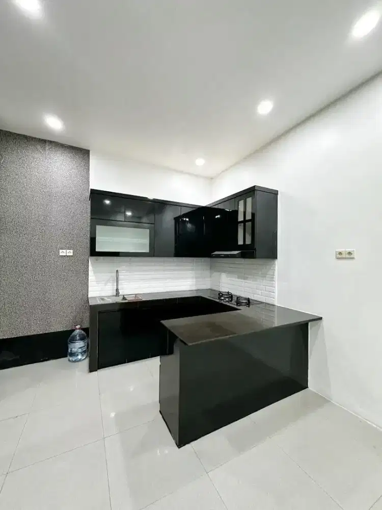 Disewakan Rumah Kosong Siap Huni dan Terawat, minimal Pertahun