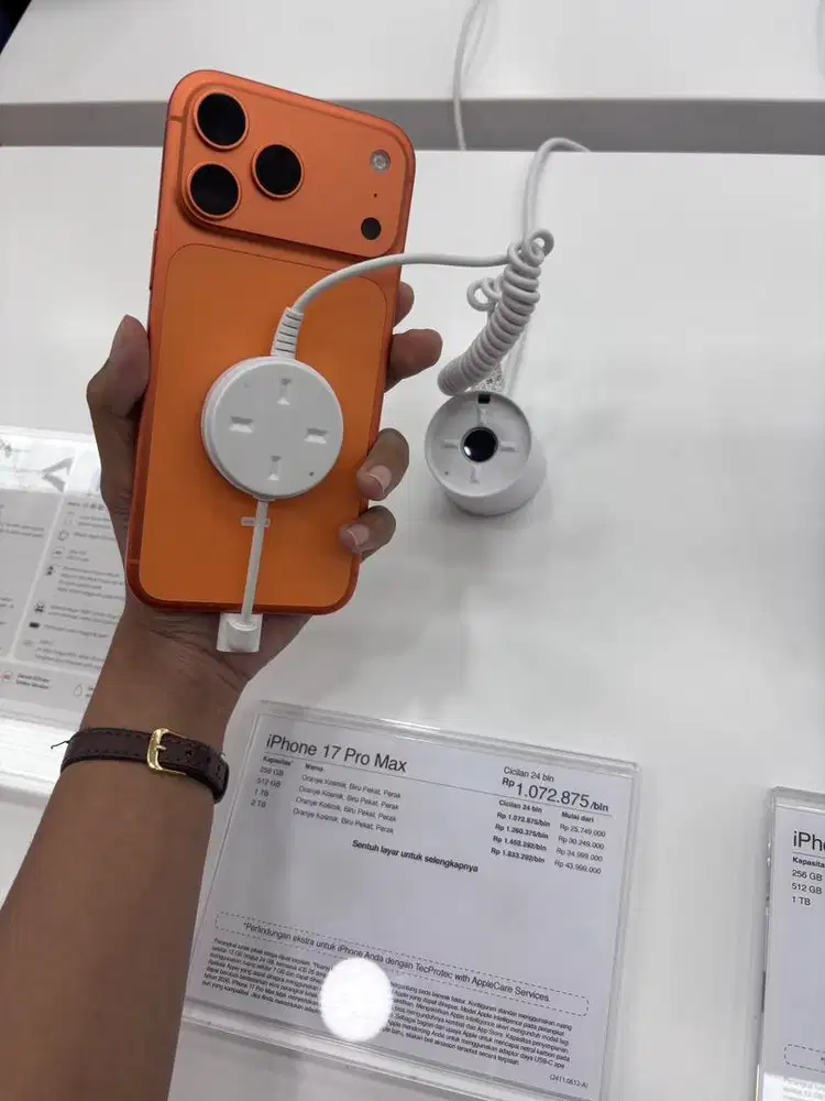 CICILAN IPHONE 17 PRO MAX DENGAN HOMECREDIT