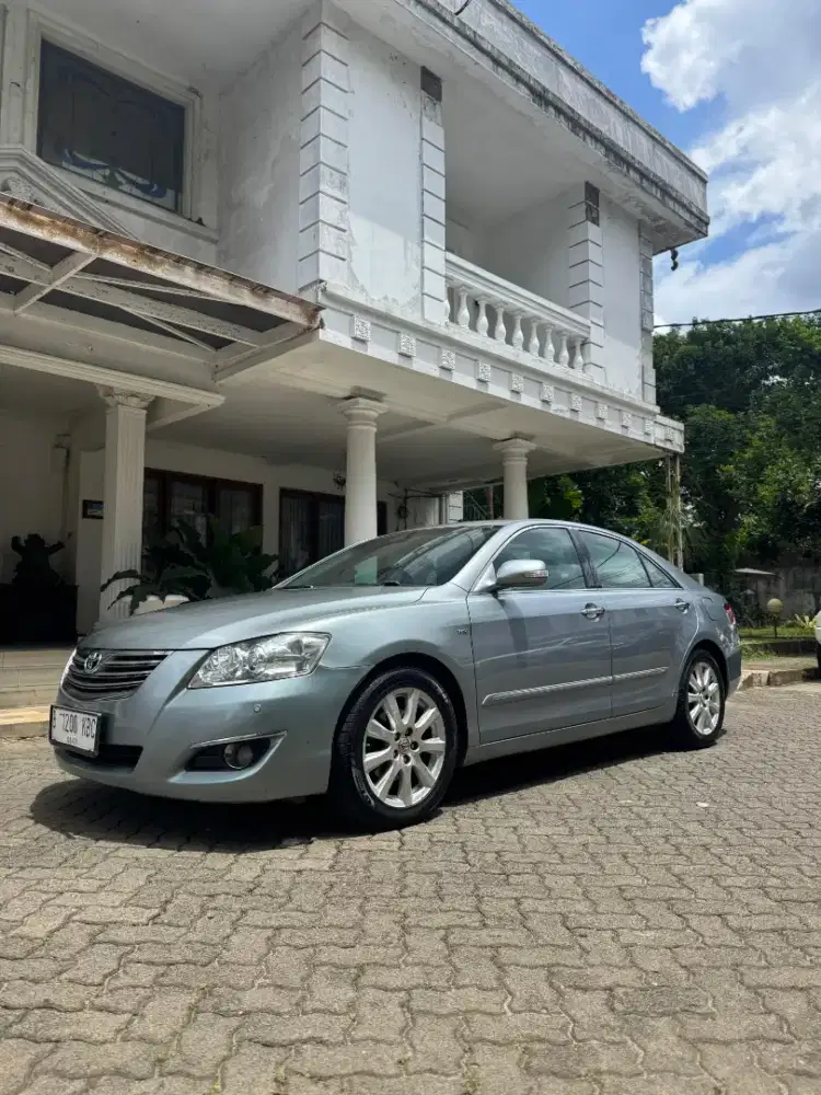 Di jual Toyota Camry V 2.5 2009