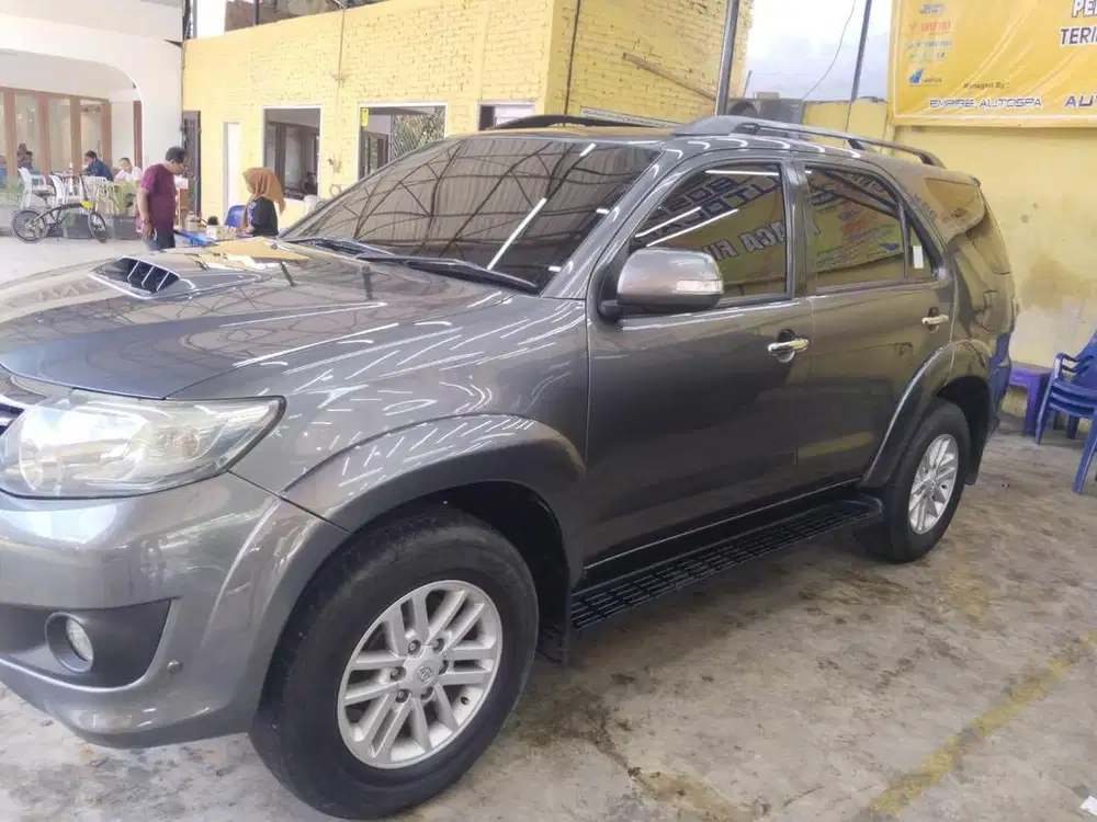 Fortuner G Diesel solar 2015